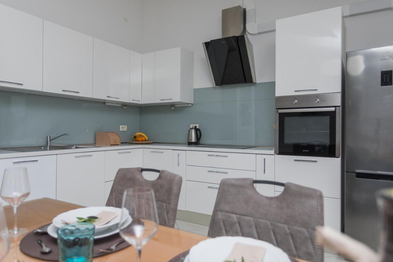 Bloom Apartment Спліт Екстер'єр фото
